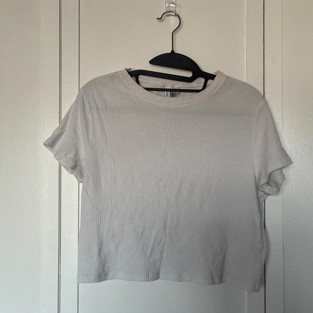 Hm white ribbed crop top